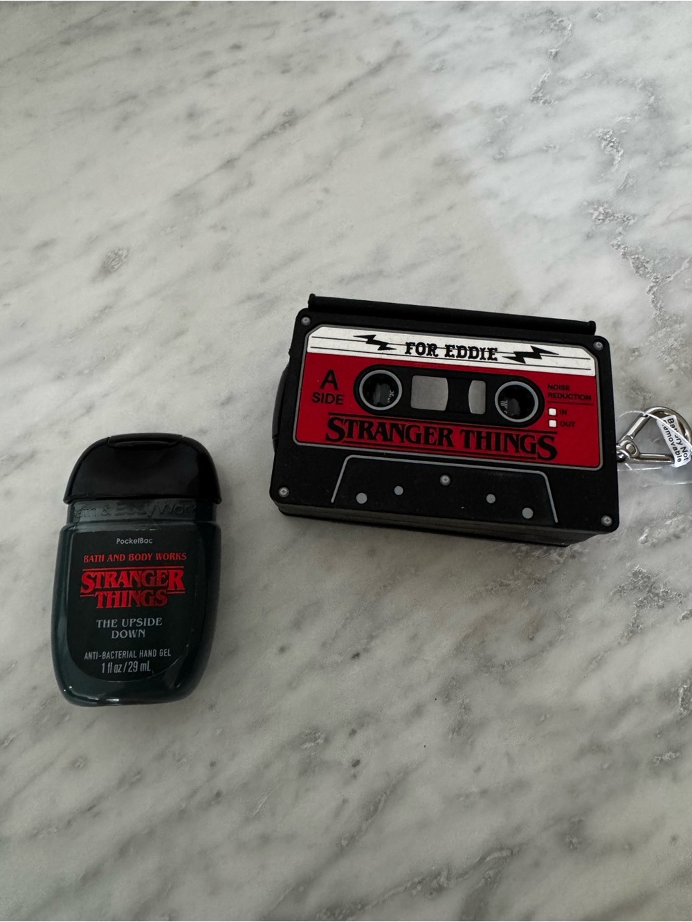 Stranger Things Red & Black Cassette Portable Audio Case with Green Hand Gel - Picture 3 of 3